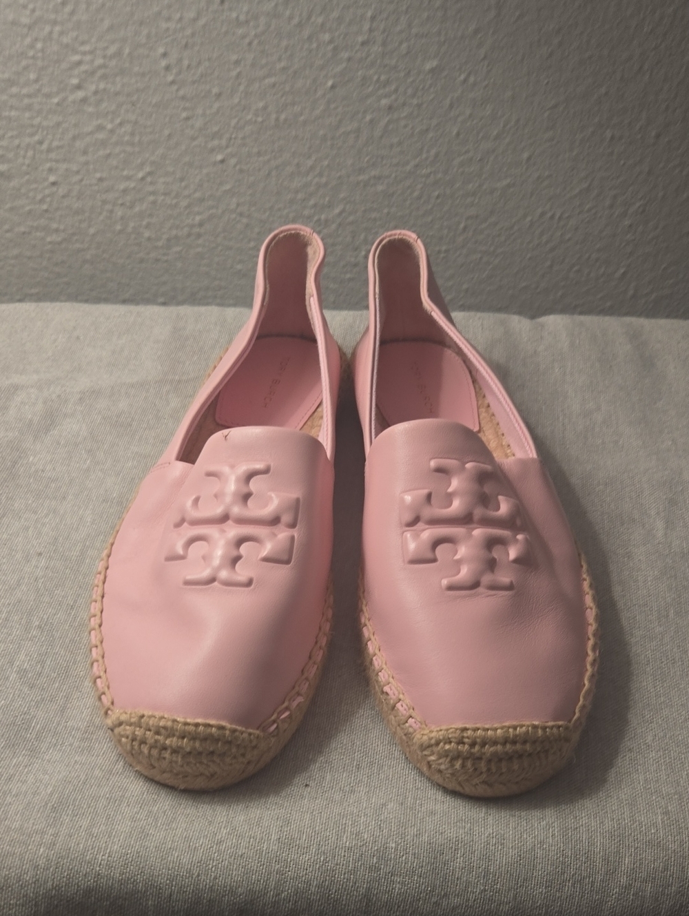 Tory Burch Pastel Pink Leather Espadrille Slingback Flats. NEW (Minor scratch)